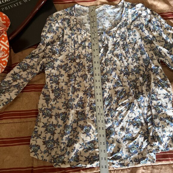 Lucky Brand Pintuck Floral Peasant Top Size Large - Picture 5 of 8